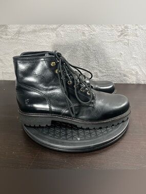 Frye Mens Size 9 Union Black Leather Lace Up Combat Boots Lace Up Round Toe